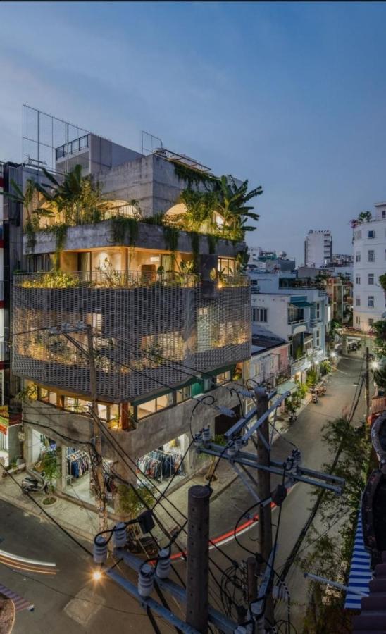 Hoa House
